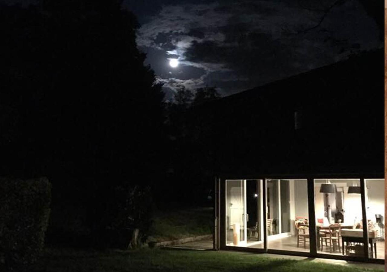 La Grange De La Batone - Bed And Breakfast Messimy-sur-Saone 外观 照片