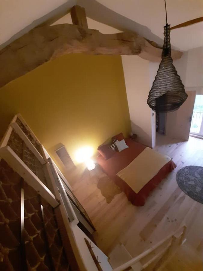La Grange De La Batone - Bed And Breakfast Messimy-sur-Saone 外观 照片