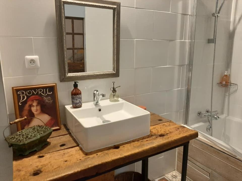 La Grange De La Batone - Bed And Breakfast Messimy-sur-Saone 外观 照片