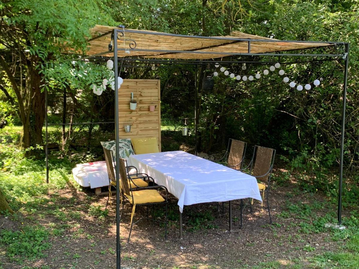 La Grange De La Batone - Bed And Breakfast Messimy-sur-Saone 外观 照片